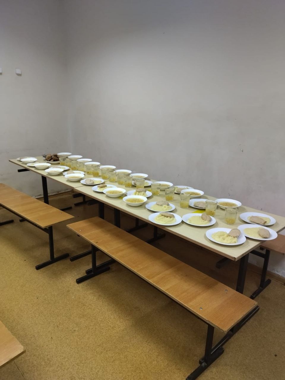 Накрытие столов